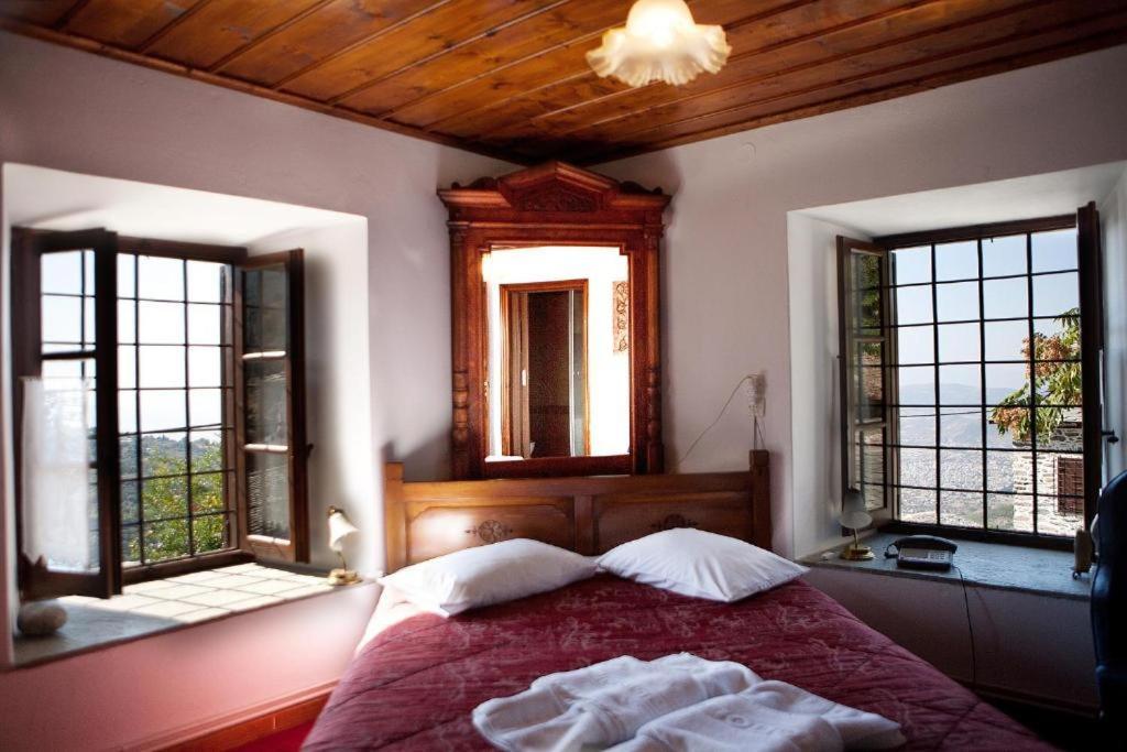 Archontiko Repana - Makrinitsa Stone Retreat Hotel Phòng bức ảnh